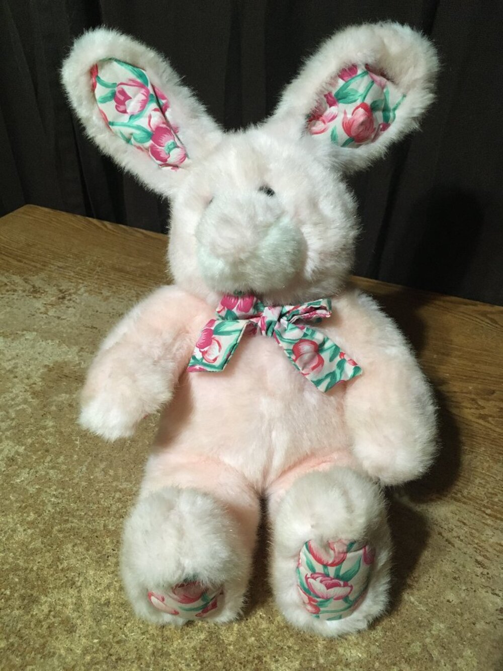 COMMONWEALTH PINK PASTEL BUNNY RABBIT PLUSH 17" FLOWERS EASTER